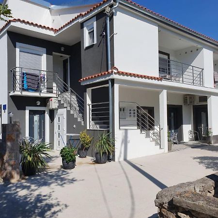 Jeli Apartments Starigrad Paklenica Exterior foto