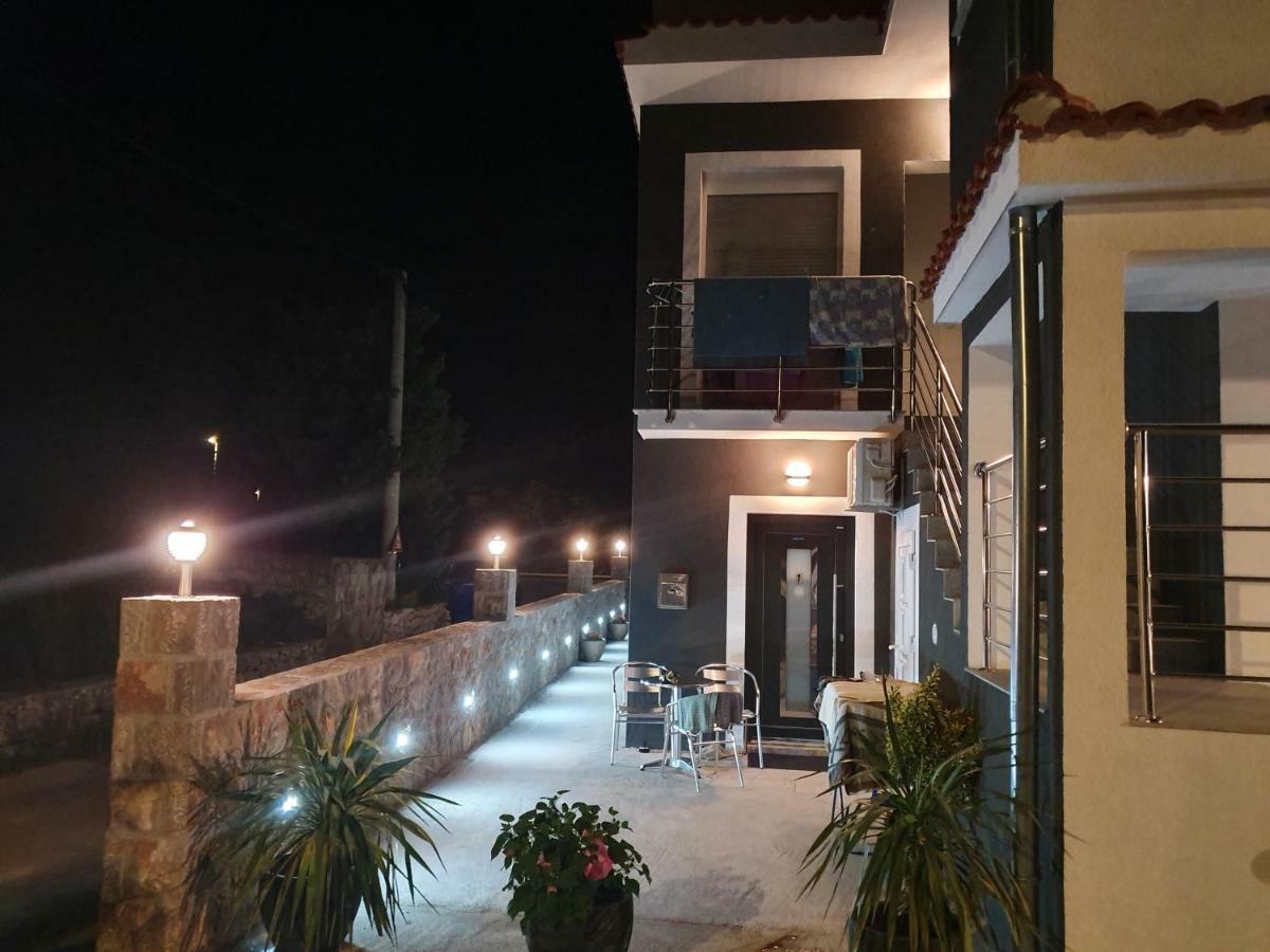 Jeli Apartments Starigrad Paklenica Exterior foto