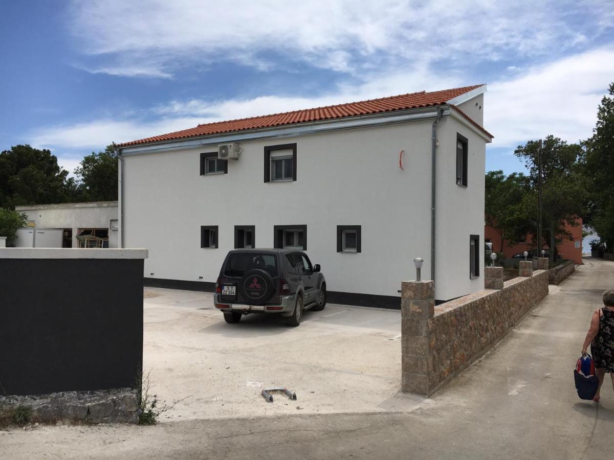 Jeli Apartments Starigrad Paklenica Exterior foto